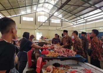 Sidak Pasar, Pemkab Batanghari Pastikan Harga Sembako Stabil Menjelang Bulan Ramadhan