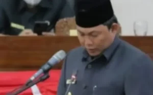 Wakil Bupati Tanjungjabung Barat Kembali Hadiri Rapat Paripurna DPRD Bahas LKPJ 2021