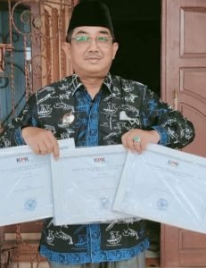 Bupati Tanjungjabung Barat Anwar Sadat Terima 3 Piagam Penghargaan Dari KPK RI