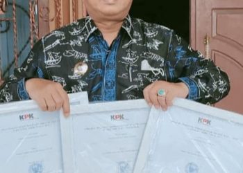 Bupati Tanjungjabung Barat Anwar Sadat Terima 3 Piagam Penghargaan Dari KPK RI