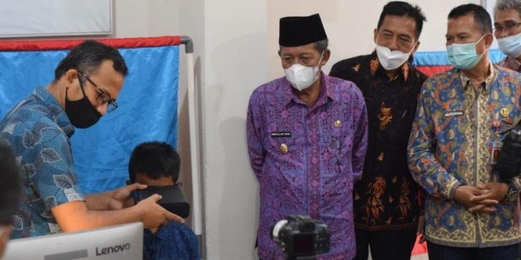 Wagub Abdullah Sani Tegaskan Komitmen Pemerintah Beri Layanan Adminduk Bagi Disabilitas