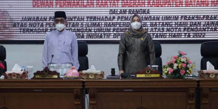 Hadiri Rapat Paripurna, Wabup Bakhtiar: Pimpinan dan Jajaran OPD Harus Langsung dalam Pembahasan Ranperda