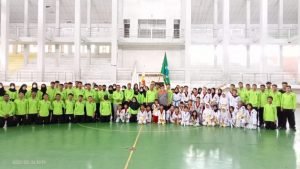 M Azan Lepas Keberangkatan Ratusan Kontingen POPDA Batanghari