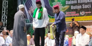 UAS Tausyiah di Batanghari, M Rifai: Bangga Kedatangan Ulama Besar di Bumi Serentak Bak Regam