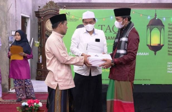 Safari Ramadan Saat Nuzulul Qur’an, Edi Purwanto Bagikan Sembako