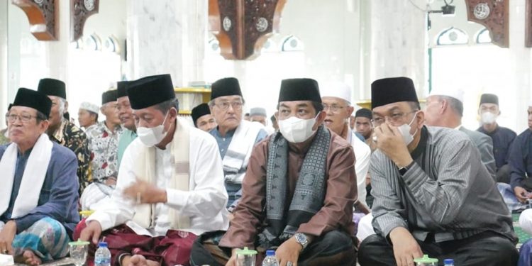 Bupati Tanjungjabung Barat Selaku Alumni PHI Hadiri Halal Bihalal & Reuni Keluarga Besar PHI Kuala Tungkal