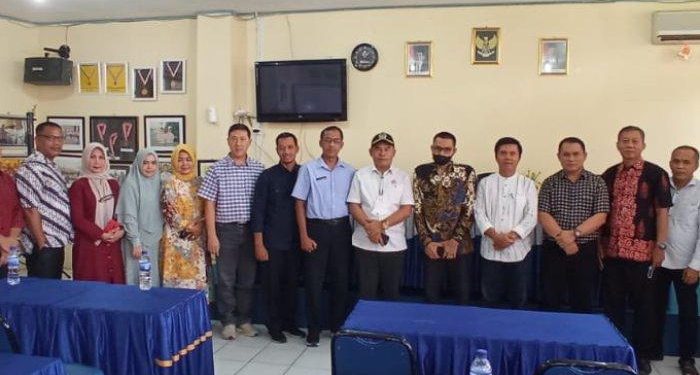 Komisi IV DPRD Provinsi Gelar Hearing dengan SMA Titian Teras Abdurachman Sayoeti