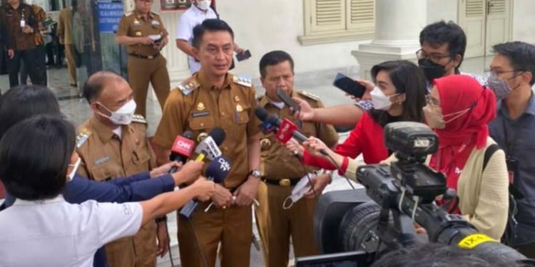 Pj Bupati Muarojambi Hadiri Undangan Rapat dengan Presiden di Jakarta