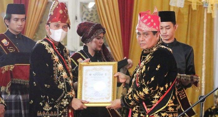 Ketua DPRD Edi Purwanto Diberi Gelar Adat Datuk Paduko Andiko Putro Jayo Siasah Alam