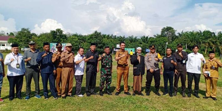 Pj Bupati Muarojambi Bachyuni Deliansyah Menghadiri Sekaligus Membuka Secara Resmi Liga Santri PSSI Piala Kasad 2022