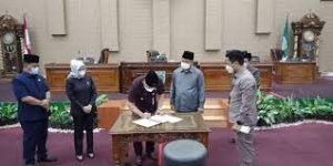 Sidang Paripurna Dua Ranperda Disahkan Jadi Peraturan Daerah yang digelar oleh DPRD Kota Jambi
