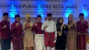 Ketua DPRD Provinsi Jambi Hadiri Paripurna HUT Kota Jambi
