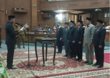 Ketua DPRD Muaro Jambi Lantik Pengurus Badan Kehormatan