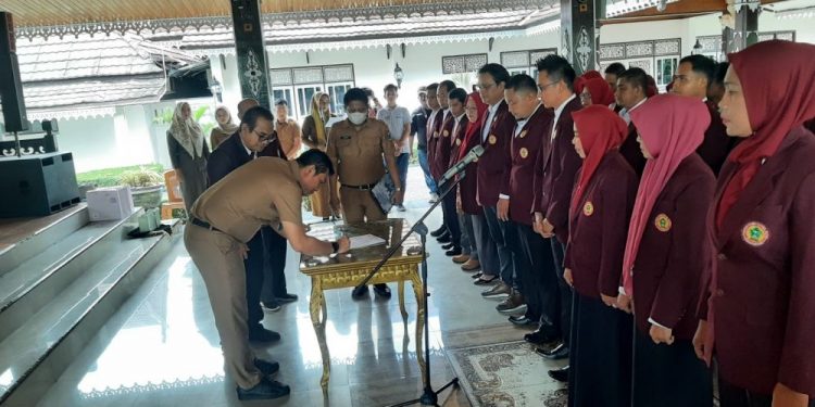 Bupati MFA, PPNI Batanghari Harus Jadi Pemicu Perawat Tangguh