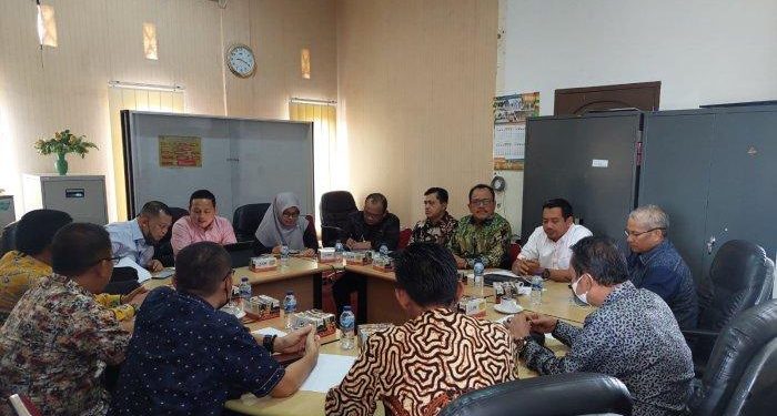 Badan Kehormatan DPRD Provinsi Jambi Studi Banding ke DPRD Provinsi Riau