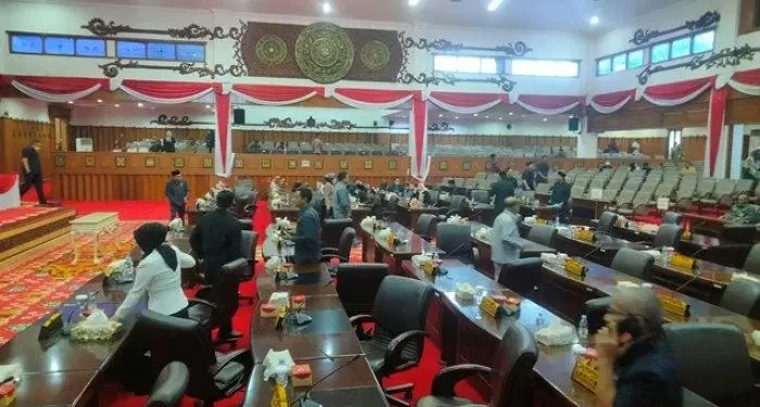 DPRD Provinsi Jambi Kembali Menggelar Rapat Paripurna Bahas KUA PPAS Tahun 2023