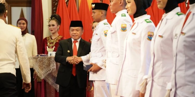 Gubernur Al Haris Apresiasi Kerja Keras Paskibraka Provinsi Jambi