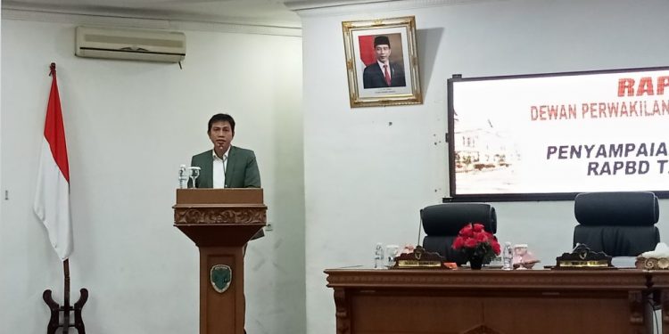 Paripurna DPRD, Bupati Batang Hari Sampaikan KUA-PPAS RAPBD 2023