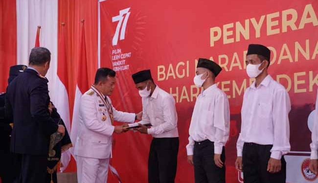 Gubernur Al Haris Serahkan Remisi Umum Bagi 3.553 Narapidana