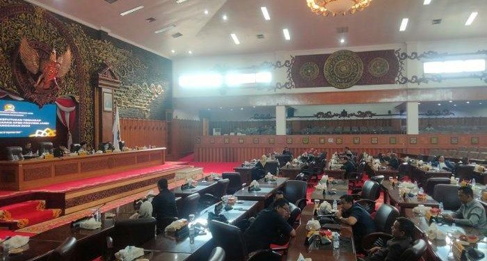 Ada Tiga Agenda, DPRD Provinsi Jambi Gelar Paripurna Bersama Pemerintah Provinsi Jambi