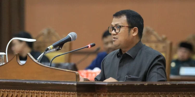 Rapat Paripurna APBD KUA dan PPAS 2022 Fraksi-fraksi DPRD Menyampaikan Pendapat Akhir