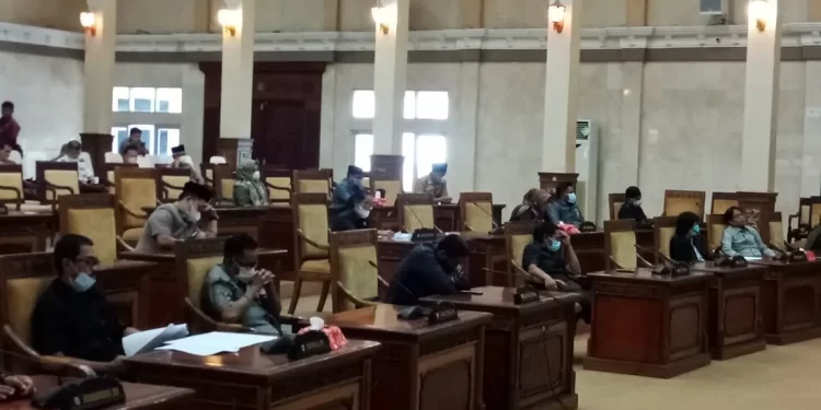 DPRD Tanjungjabung Timur Resmikan Raperda Tentang Pokok-Pokok Pengelolaan Keuangan Daerah