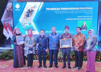 Batik Jambi Rindani Terima Perhargaan Tingkat Nasional