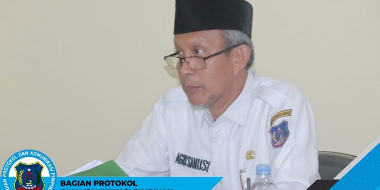 Sekretaris Daerah Tanjungjabung Barat Memimpin Rapat Penetapan dan Penegasan Batas Desa