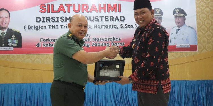 Wakil Bupati Hairan Menyambut Silaturahmi Dirsimet Pusterad