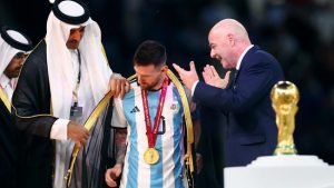 Bisht Messi Ditawar Kesultanan Oman Rp15 Miliar