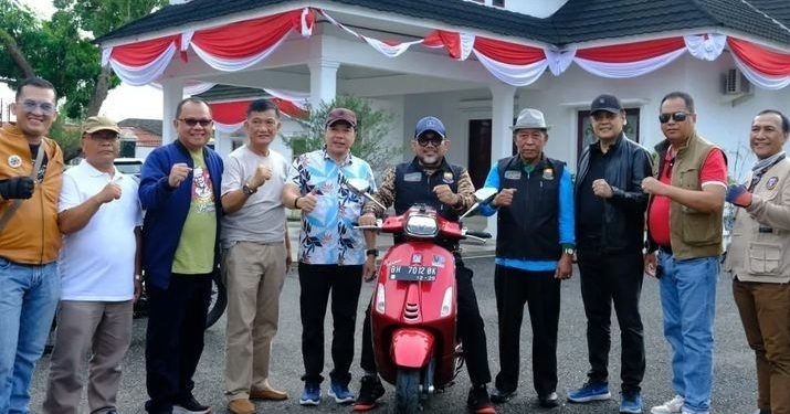 Wakil Gubernur Jambi Abdullah Sani Melepaskan Peserta Sunmori