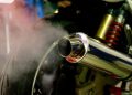 Mengapa Knalpot Motor Berasap?