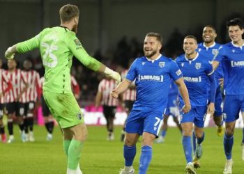 Elkan Baggott Cadangan, Gillingham Kalah