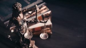 9 Peluang Karier Lulusan Dari Jurusan Hukum, Salah Satunya Pengacara