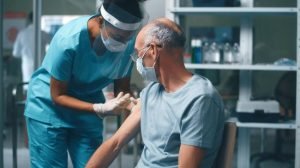 Sudah Bisa Booster Kedua, Ini Kombinasi Vaksin Covid-19 dan Dosisnya