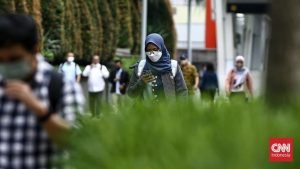 Perppu Ciptaker Tetap Hapus Hak Pekerja Libur 2 Hari Dalam Seminggu