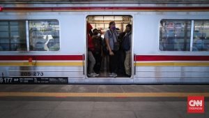 Pengamat Imbau Subsidi Mobil Listrik Rp5 T Dialihkan Ke Angkutan Umum