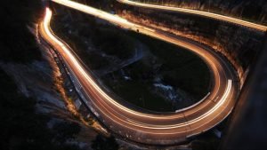 Mengapa Lampu Mobil Berwarna Kuning?