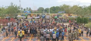 Demo KS Bara Jambi Hasilkan Sejumlah Kesepakatan, Namun Masih Menunggu Jawaban Tertulis dari Gubernur Jambi