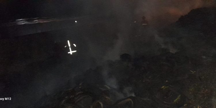 Gudang Ban Bekas di Jambi Terbakar, Diduga Tempat Transit BBM