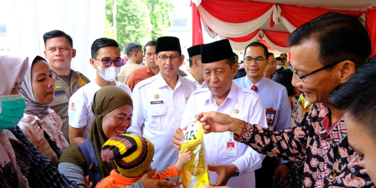 Menjelang Lebaran, Wakil Gubernur Abdullah Sani Pastikan Ketersediaan Sembako