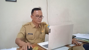Pj Bupati Bachyuni Pantau Langsung Perbaiki Jalan Desa Kedotan