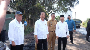 Presiden Jokowi Mengunjungi Talang Duku, Pj Bupati Muarojambi Mengusulkan Perbaikan Jalan