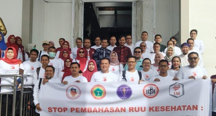 Ketua DPRD Provinsi Jambi Terima Audiensi Dengan Lima Organisasi Kesehatan Jambi