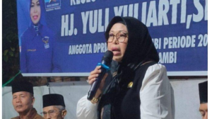 Anggota DPRD Provinsi Jambi Yuli Yuliarti Menyerap Aspirasi Masyarakat di Kelurahan Lingkar Selatan