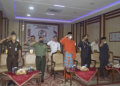 PJ Bupati Muarojambi Mengikuti Upacara Hari Lahir Pancasila Secara Virtual di Rumah Dinas Bupati