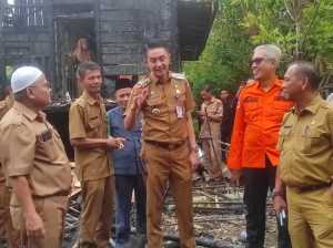 PJ Bupati Muarojambi Kunjungi Korban Kebakaran di Kecamatan Muaro Sebo