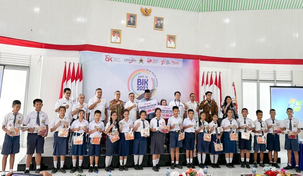 Tak Kenal Letih, OJK KR 5 Sumbagut Edukasi Ratusan Pelajar di Kabupaten Nias Utara