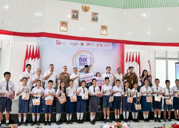 Tak Kenal Letih, OJK KR 5 Sumbagut Edukasi Ratusan Pelajar di Kabupaten Nias Utara