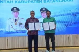 Penandatangan Kesepakatan Bersama Pemkot Jambi dengan Pemkab Batanghari